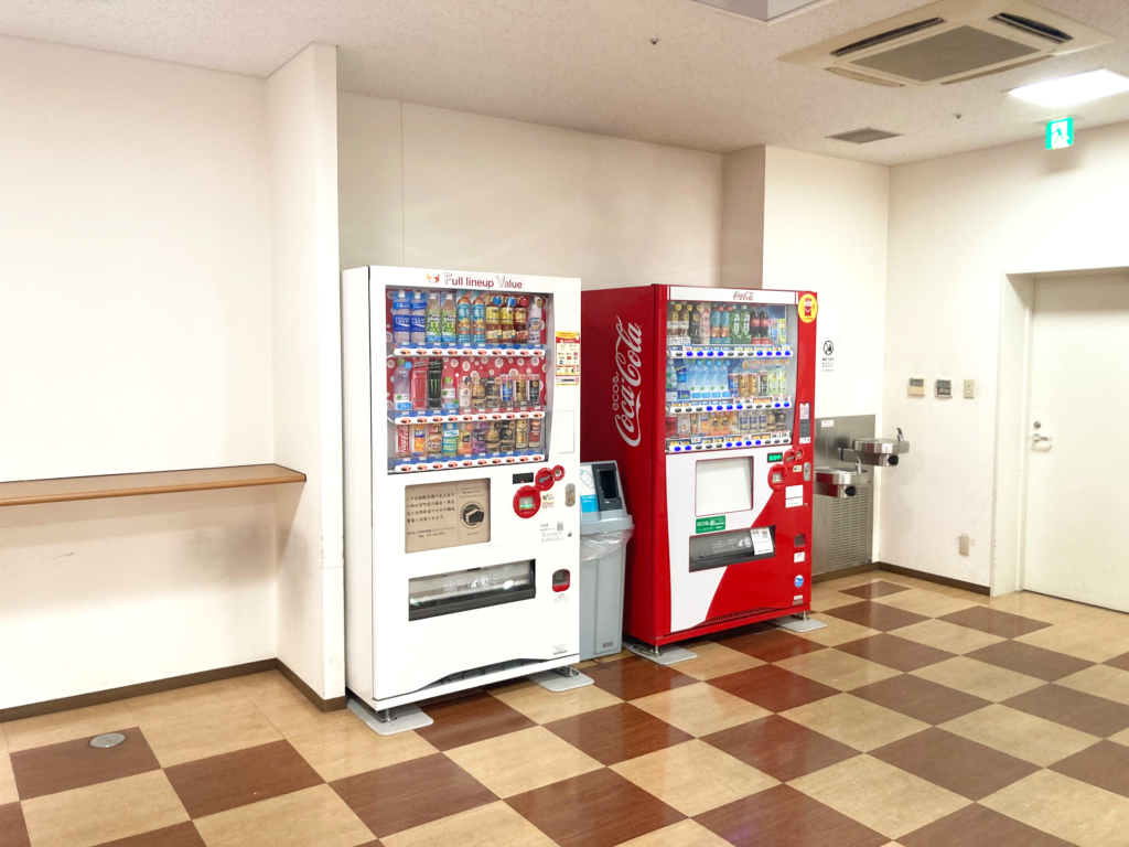 地下1階・自動販売機